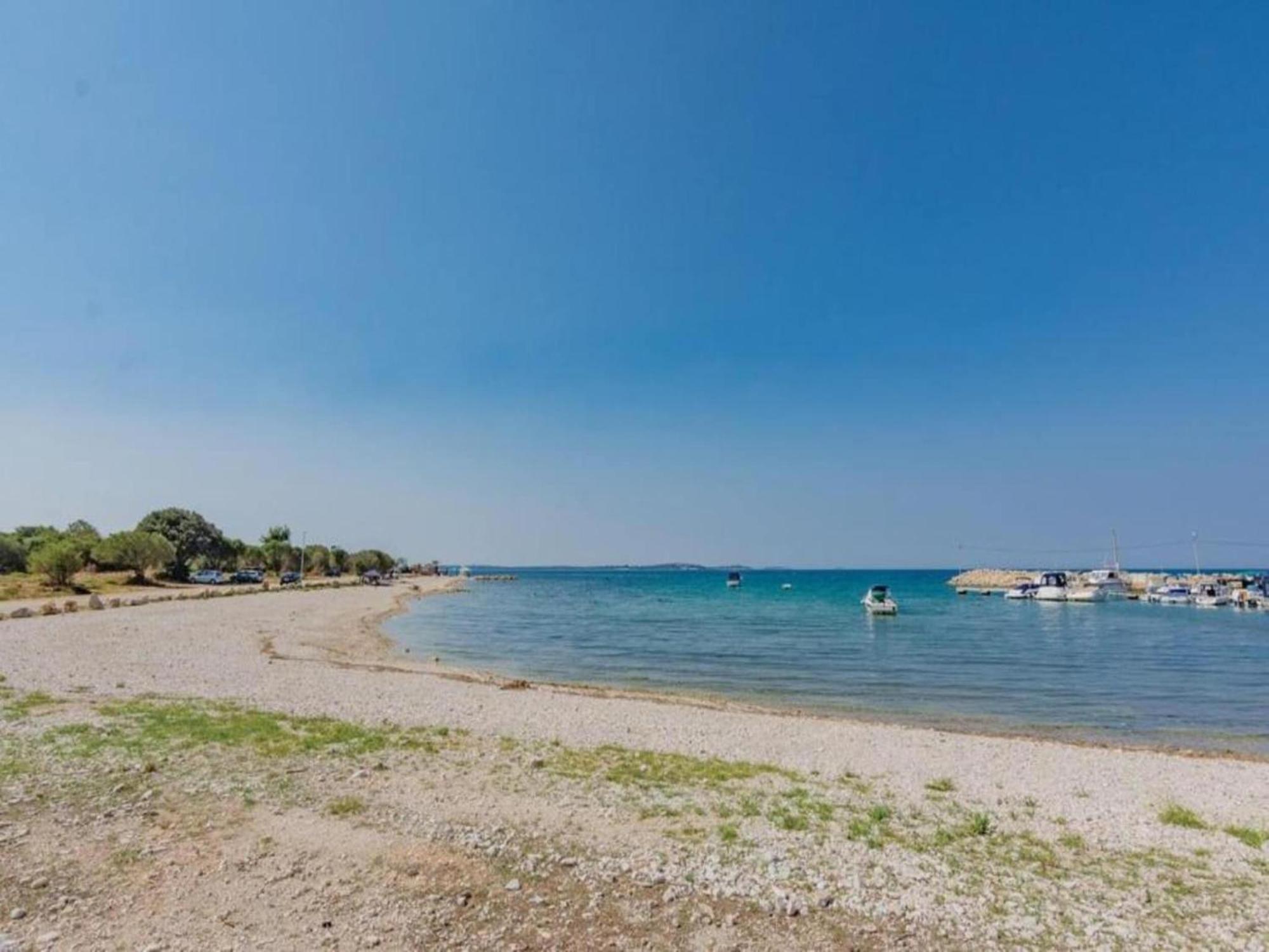 Spacious Holiday Home In Peroj With Private Pool Kültér fotó
